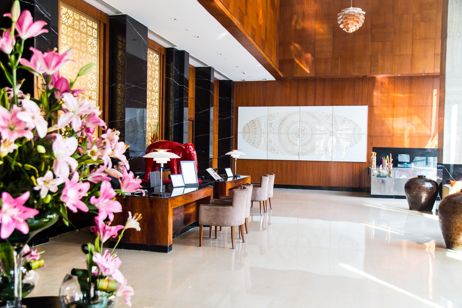 The Hans Hotel New Delhi,Connaught Place,4 star