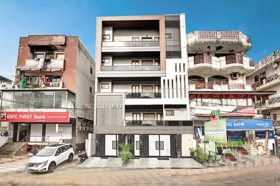Saltstayz Select - Pitampura,Pitampura,3 star
