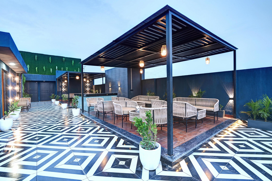 Saltstayz Select - Pitampura,Pitampura,3 star