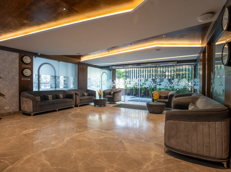 Grand One Tower, Thousand Lights,2 star